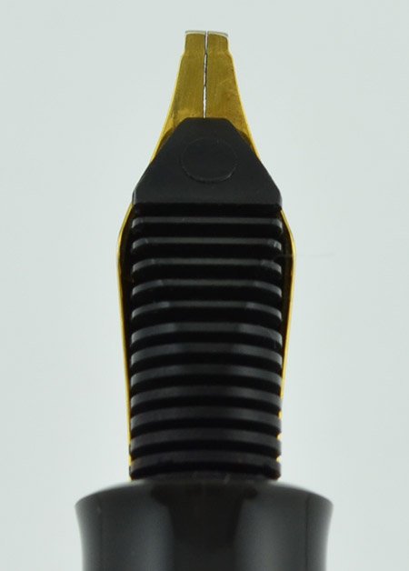 Pelikan M150 Fountain Pen - Old Style, Black & Grey, Gold Trim